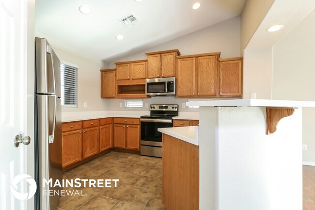 2374 S 155th Ln Goodyear, AZ 85338 photo 5
