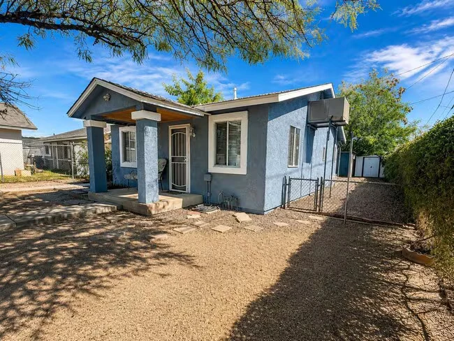 313 N 47th St Phoenix, AZ 85008 photo 3