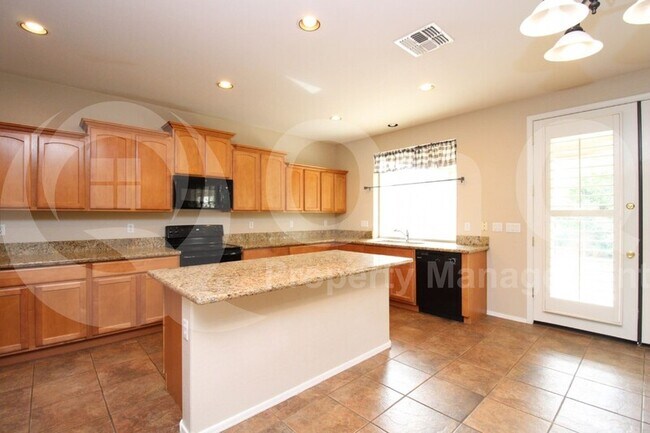4458 S Inez Ct Gilbert, AZ 85297 photo 2