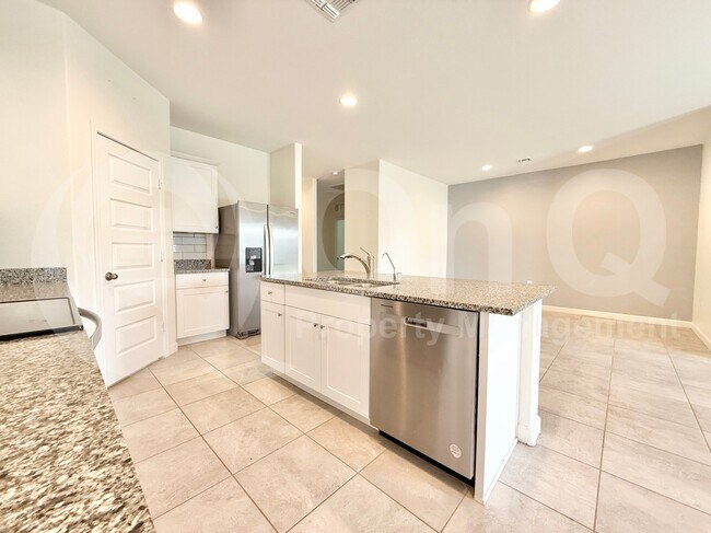 3246 W Sable Ave Mesa, AZ 85212 photo 4