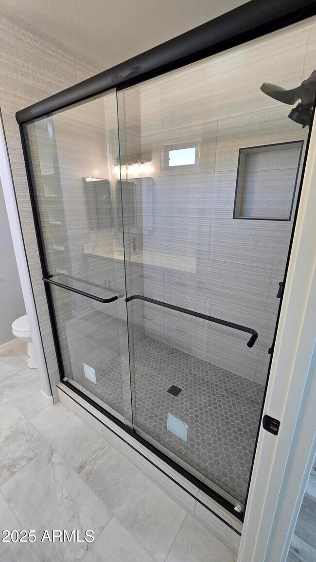 23451 N El Frio Ct Sun City, AZ 85373 photo 4