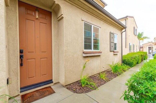 37401 Paseo Violeta Murrieta, CA 92563