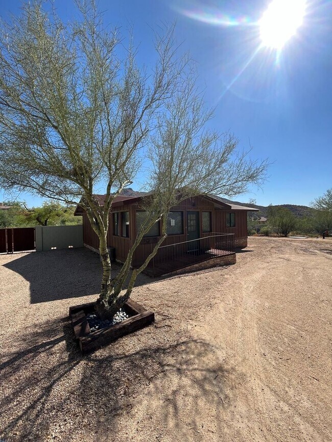7017 East Bella Vista Drive, Cave Creek, AZ 85331 photo 3