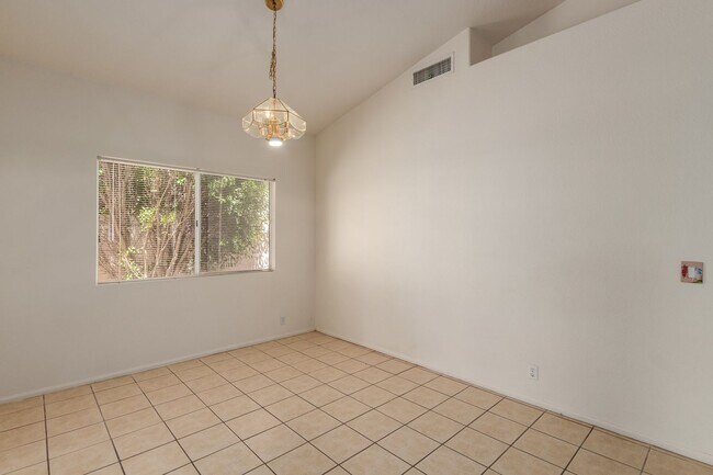 11226 W Amelia Ave Avondale, AZ 85392 photo 5