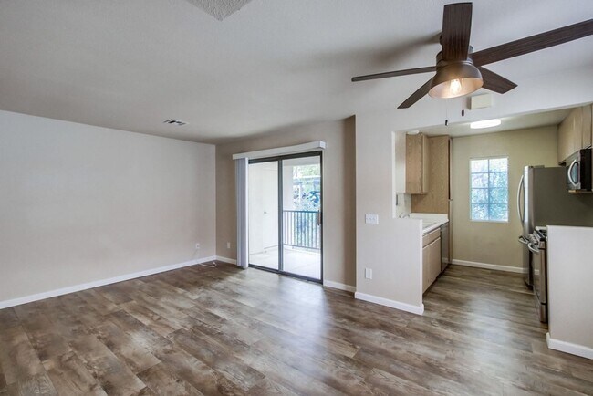 10331 Azuaga St San Diego, CA 92129 photo 4