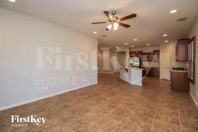 10846 E Bella Via Mesa, AZ 85212 photo 4