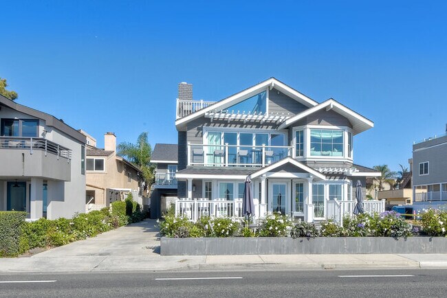 3636 Carlsbad Blvd Carlsbad, CA 92008