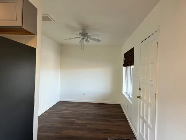 6623 S 32nd St Phoenix, AZ 85042 photo 5