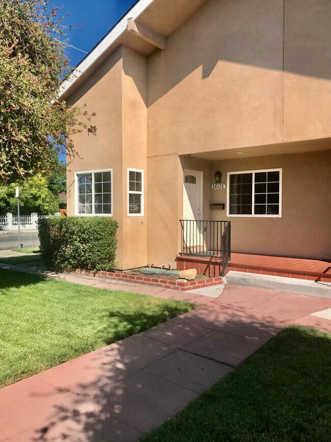 1601 E San Fernando St San Jose, CA 95116 photo 2