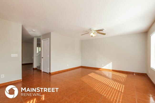 16087 W Woodlands Ave Goodyear, AZ 85338 photo 4