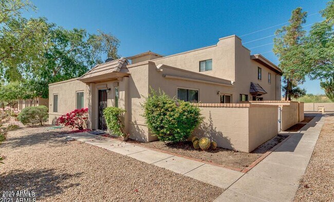 14626 Yerba Buena Way Fountain Hills, AZ 85268 photo 2