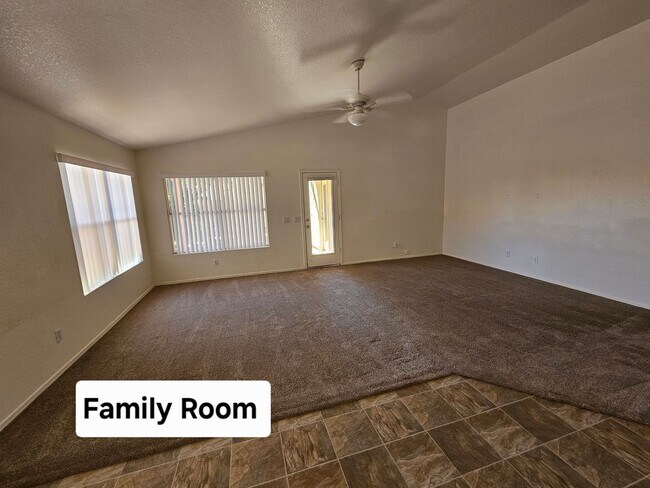 1425 E Century Ave Gilbert, AZ 85296 photo 5