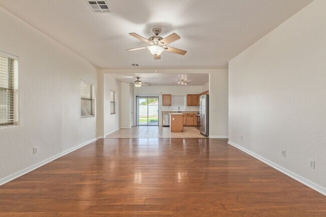 1924 E Andalusian Loop San Tan Valley, AZ 85140 photo 5