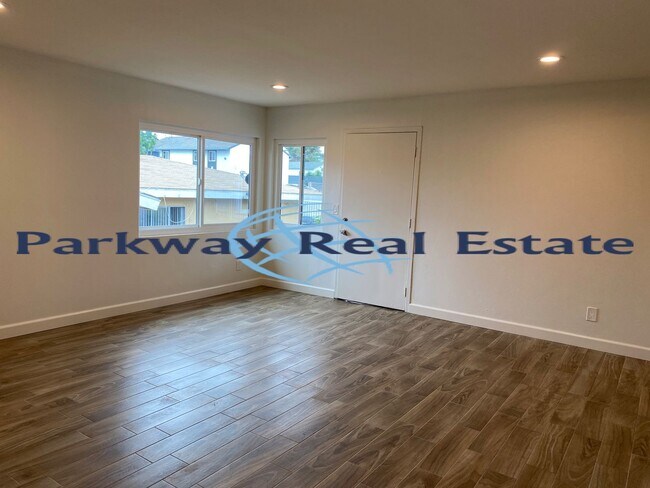 2637 44th St San Diego, CA 92105 photo 3