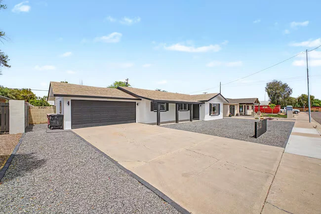 8730 E Rancho Vista Dr Scottsdale, AZ 85251 photo 3