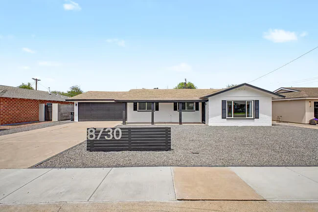 8730 E Rancho Vista Dr Scottsdale, AZ 85251 photo 2