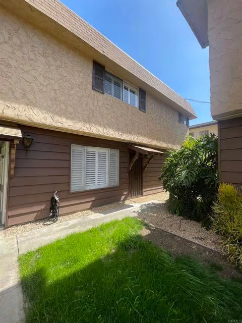270 H St Chula Vista, CA 91910 photo 2