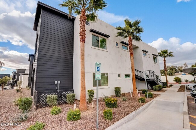 9160 N 67th Ave Glendale, AZ 85302 photo 3