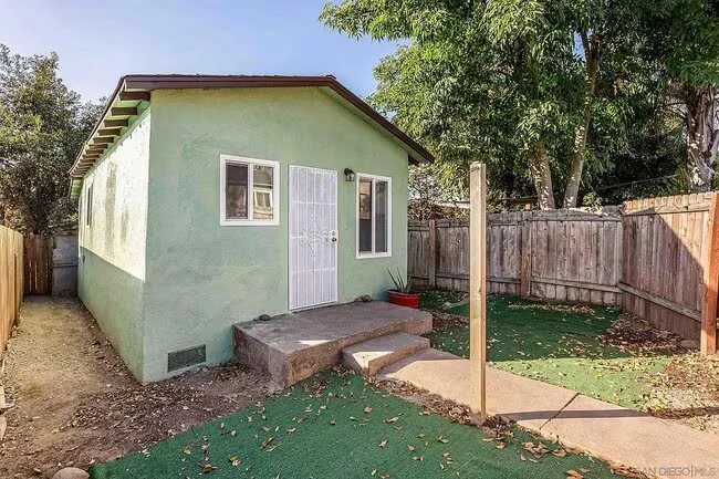 4039 National Ave San Diego, CA 92113 photo 2