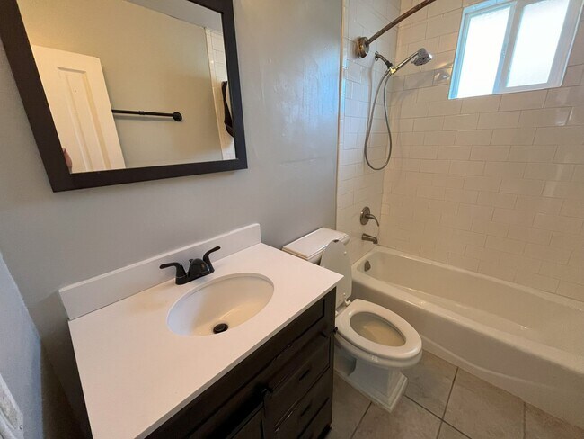 8340 Dallas St La Mesa, CA 91942 photo 5