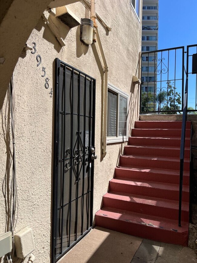 3958 Park Blvd San Diego, CA 92103 photo 2