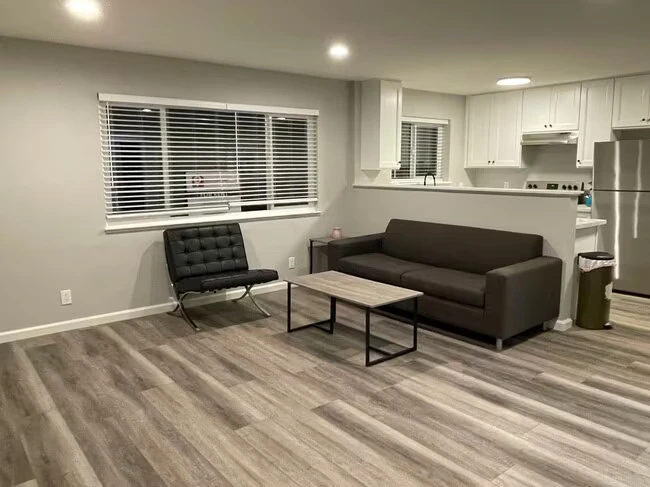 1592 Quebec Ct Sunnyvale, CA 94087 photo 5