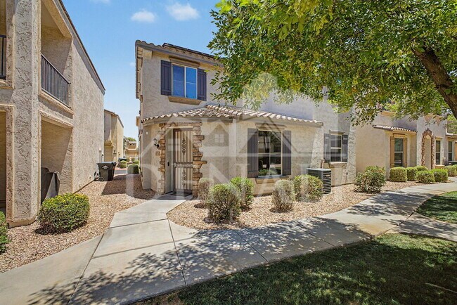 17737 W Woodrow Ln Surprise, AZ 85388 photo 2