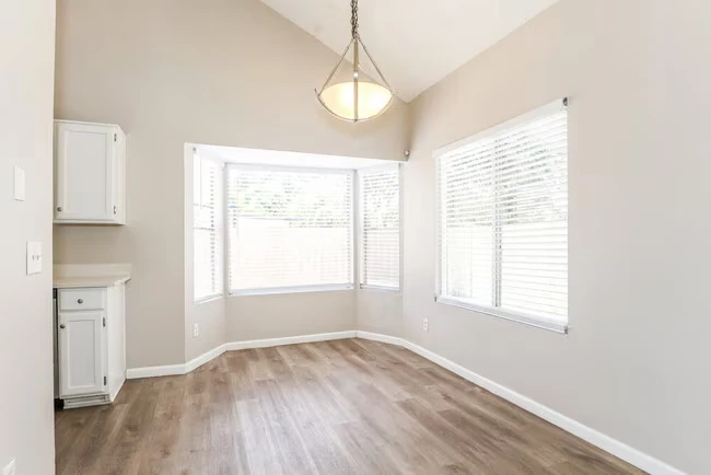 190 S Los Feliz Dr Chandler, AZ 85226 photo 5