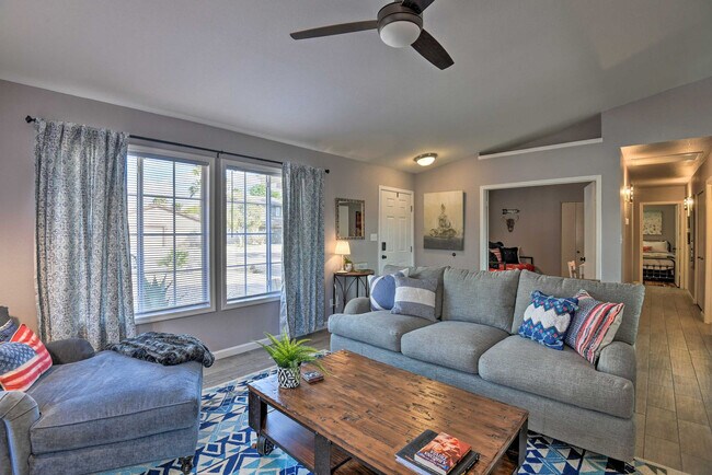 6863 E Kathleen Rd photo 5