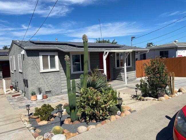 1955 Burroughs St San Diego, CA 92111 photo 3