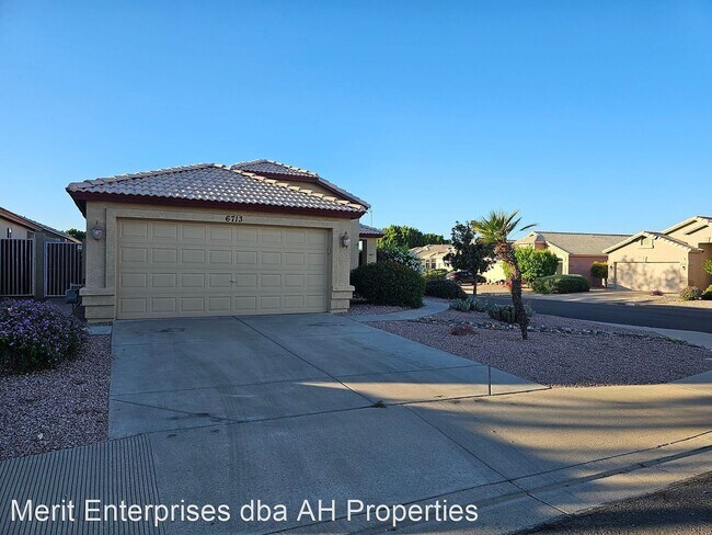 6713 E Manning St Mesa, AZ 85215 photo 2
