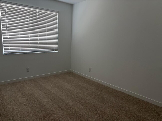 12011 Calle de Pompas W Peoria, AZ 85383 photo 5