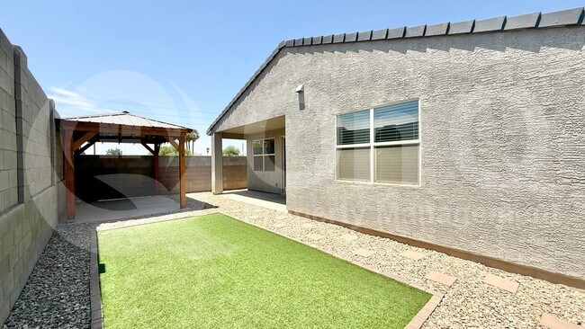 9053 W Agora Ln Tolleson, AZ 85353 photo 5