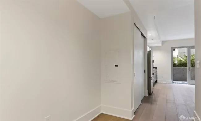 1075 Market St San Francisco, CA 94103 photo 2