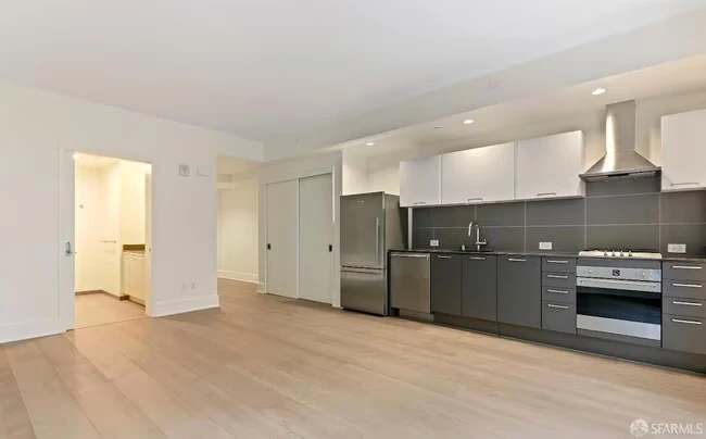 1075 Market St San Francisco, CA 94103 photo 4