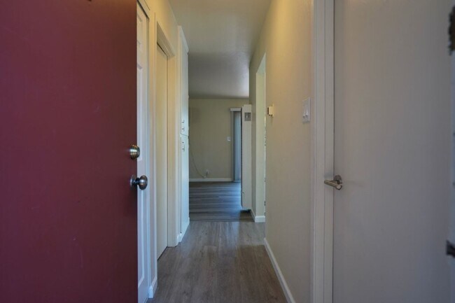 511 Riverside Dr unit RIV515 photo 4