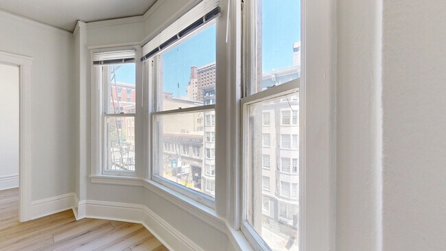 507 Taylor St San Francisco, CA 94102 photo 2