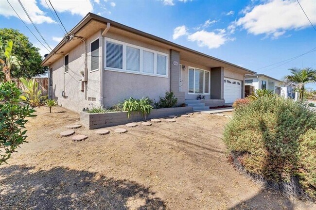 6465 Julie St San Diego, CA 92115 photo 2