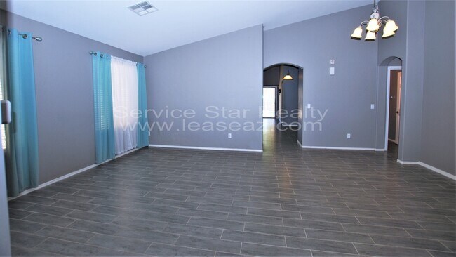 16867 W Belleview St Goodyear, AZ 85338 photo 4