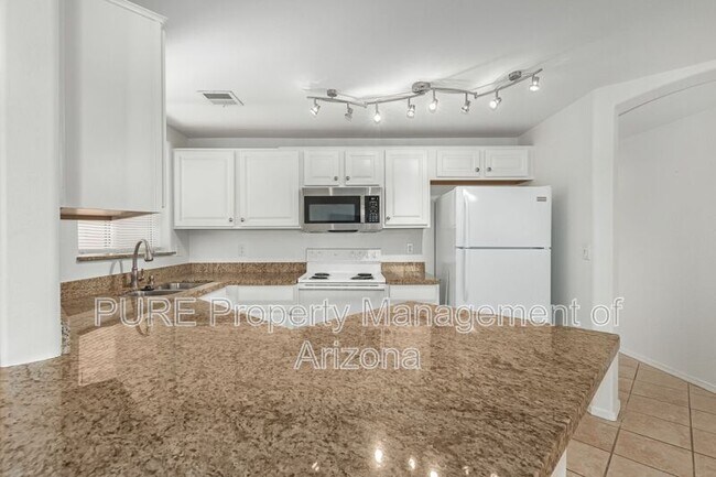 10401 N 52nd St Paradise Valley, AZ 85253 photo 3