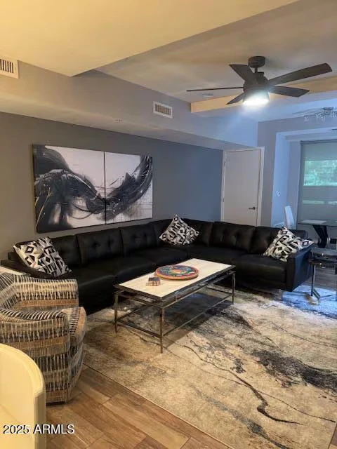 7157 E Rancho Vista Dr Scottsdale, AZ 85251 photo 3