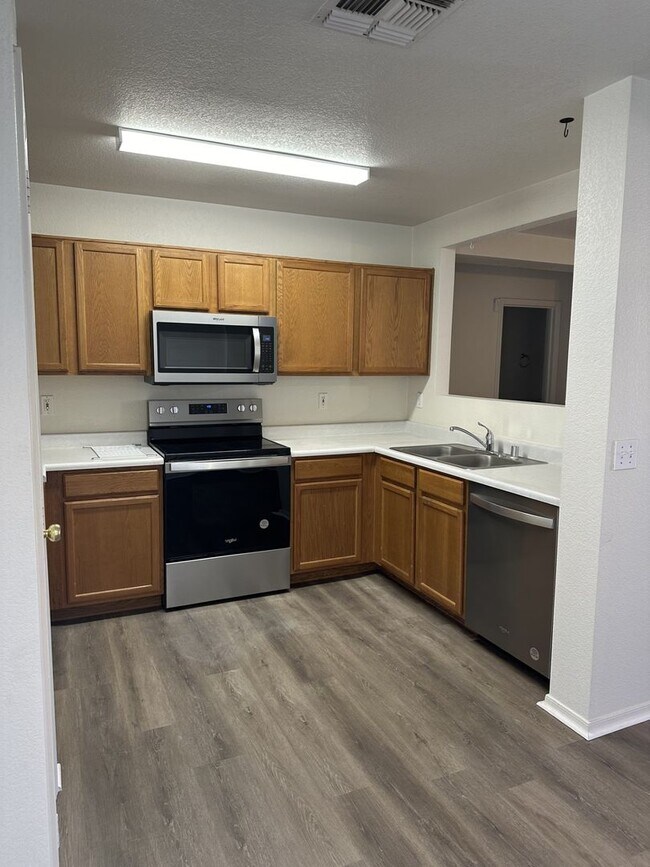 11813 W Charter Oak Rd El Mirage, AZ 85335 photo 4