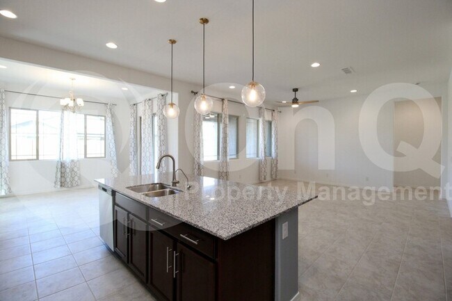 20554 E Vía De Colina Queen Creek, AZ 85142 photo 4