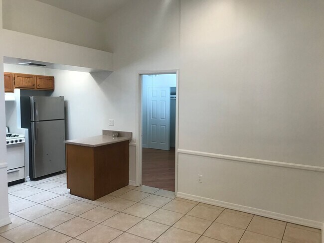 336 W Culver St Phoenix, AZ 85003 photo 4