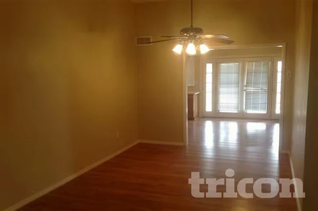 2063 W Morningside Dr Phoenix, AZ 85023 photo 4