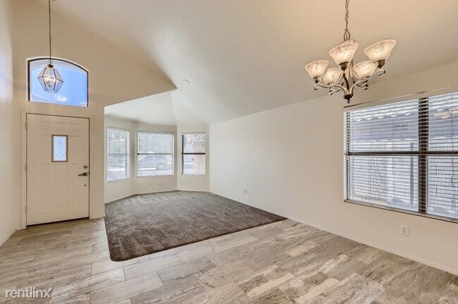 15271 W Eureka Trail Surprise, AZ 85374 photo 5