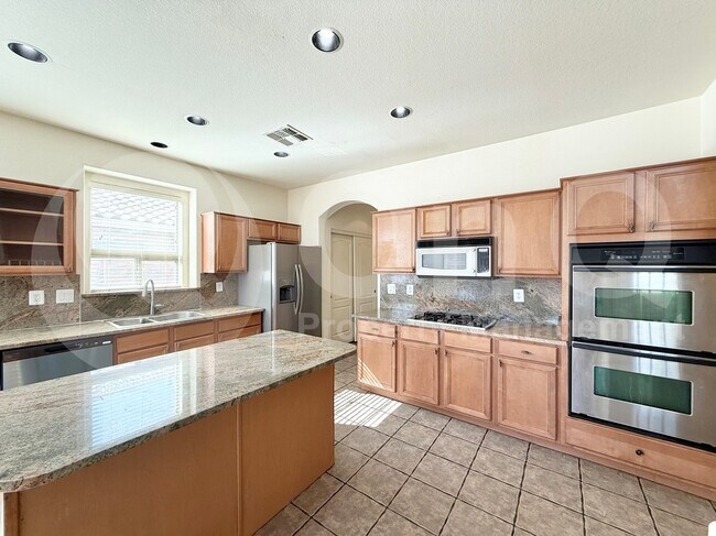 4805 W Alicia Dr Phoenix, AZ 85339 photo 4