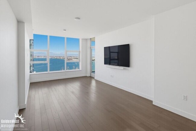 1388 Kettner Blvd San Diego, CA 92101 photo 2