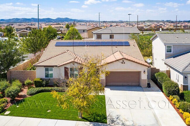 34895 Armstrong Rd Winchester, CA 92596 photo 2