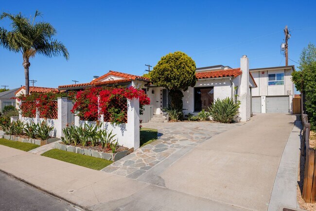 4715 Soria Dr San Diego, CA 92115 photo 2